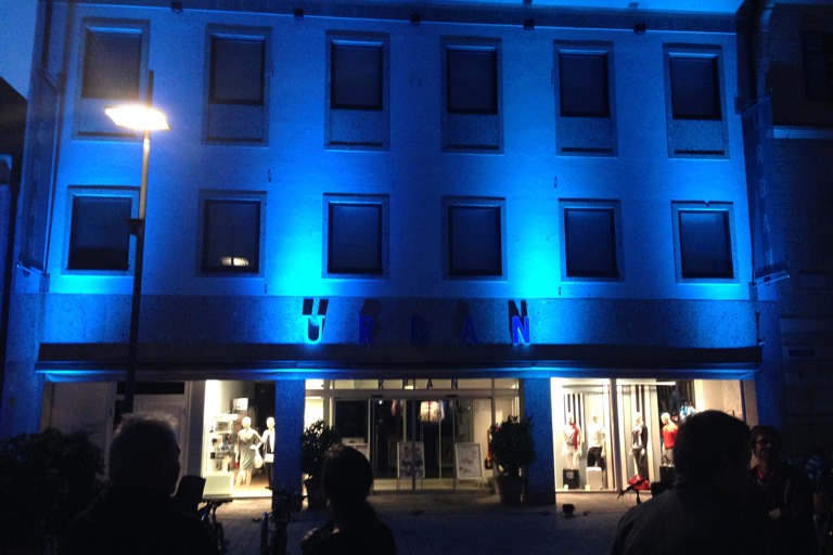 Bei einem kleinen Test zeigte der Verein im Juni, wie er sich die Erleuchtung der Fassaden vorstellt. Heuer wird nun nichts mehr daraus.