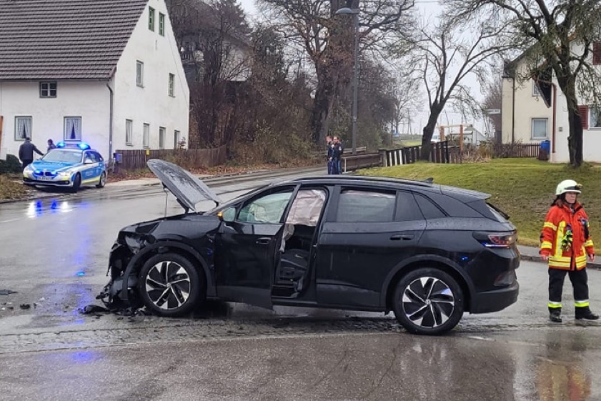 Fotos: Feuerwehr Geisenhausen