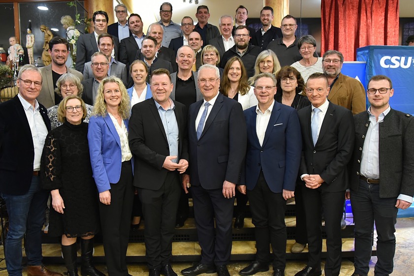 CSU-Akteure aus dem Landkreis Pfaffenhofen mit dem bayerischen Innenminister Joachim Herrmann.